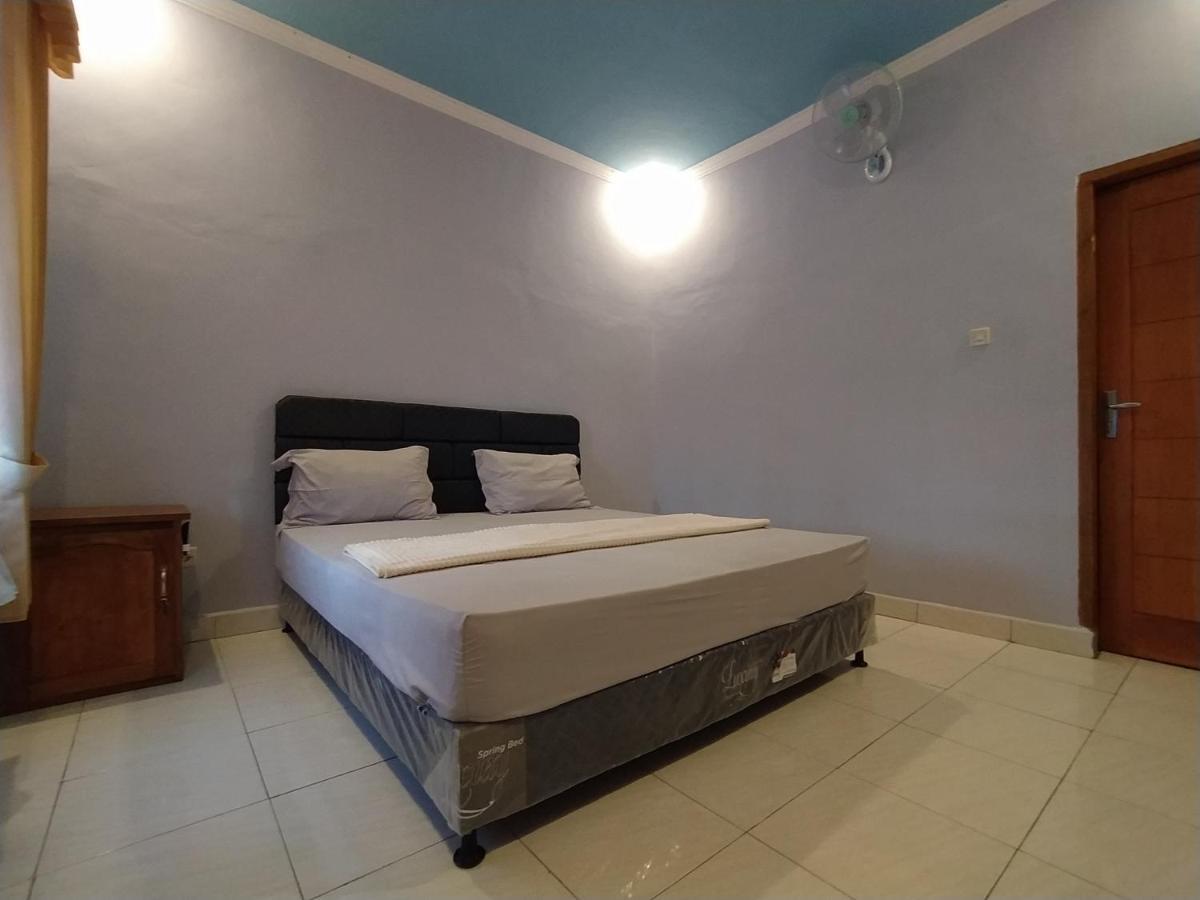 Embun Rinjani Homestay Сенару Экстерьер фото